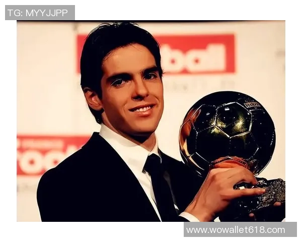 足球明星卡卡不仅球技出众学业成就同样令人瞩目